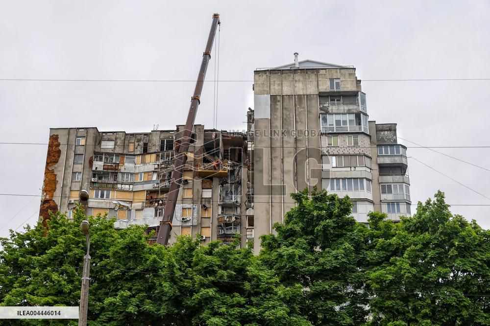 Emergency works at Odesa apartment block damaged by Russian drone attack on May 1