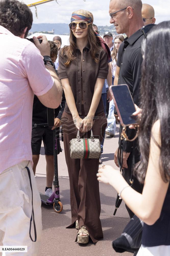 Cannes Emily Ratajkowski along the Croisette MP
