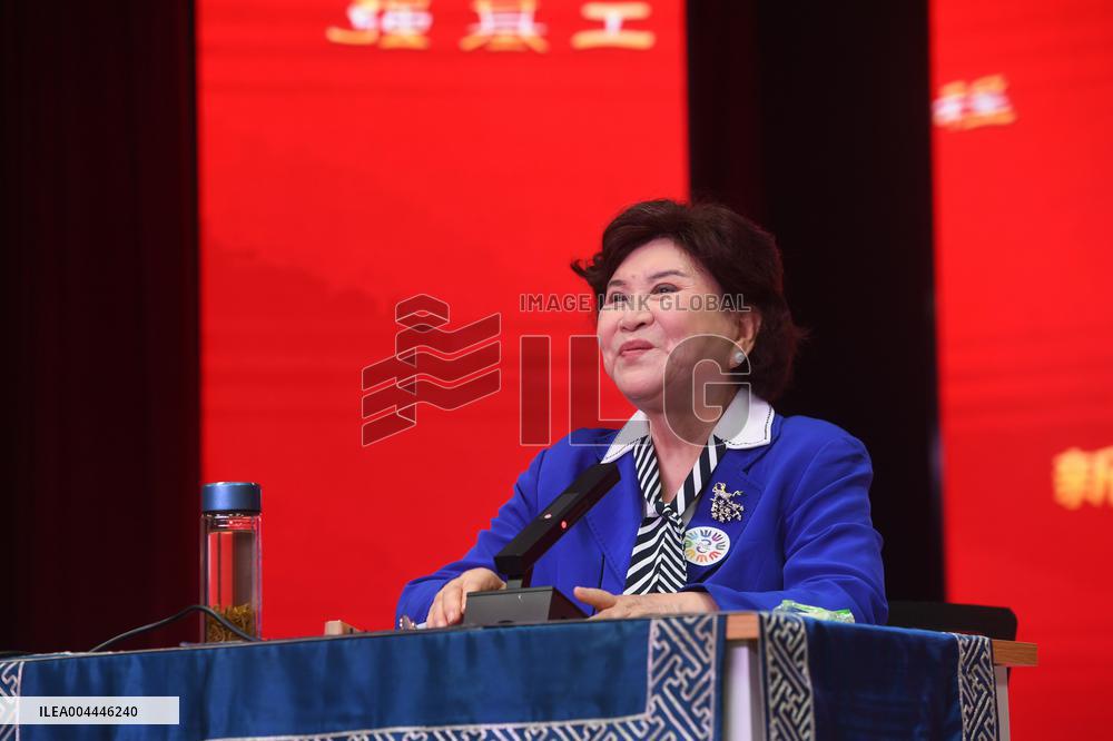 Storytelling Artist Liu Lanfang