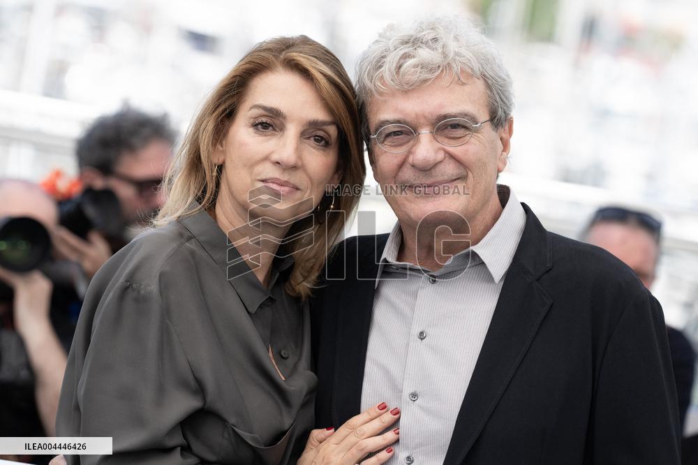 Cannes - Fuori photocall DN