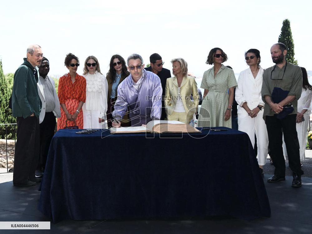 Cannes - Jardins Du Musee Du Suquet Photocall