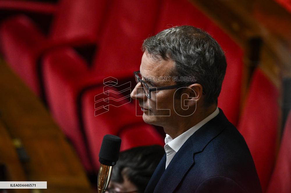 Questions to the government at the National Assembly in Paris FA