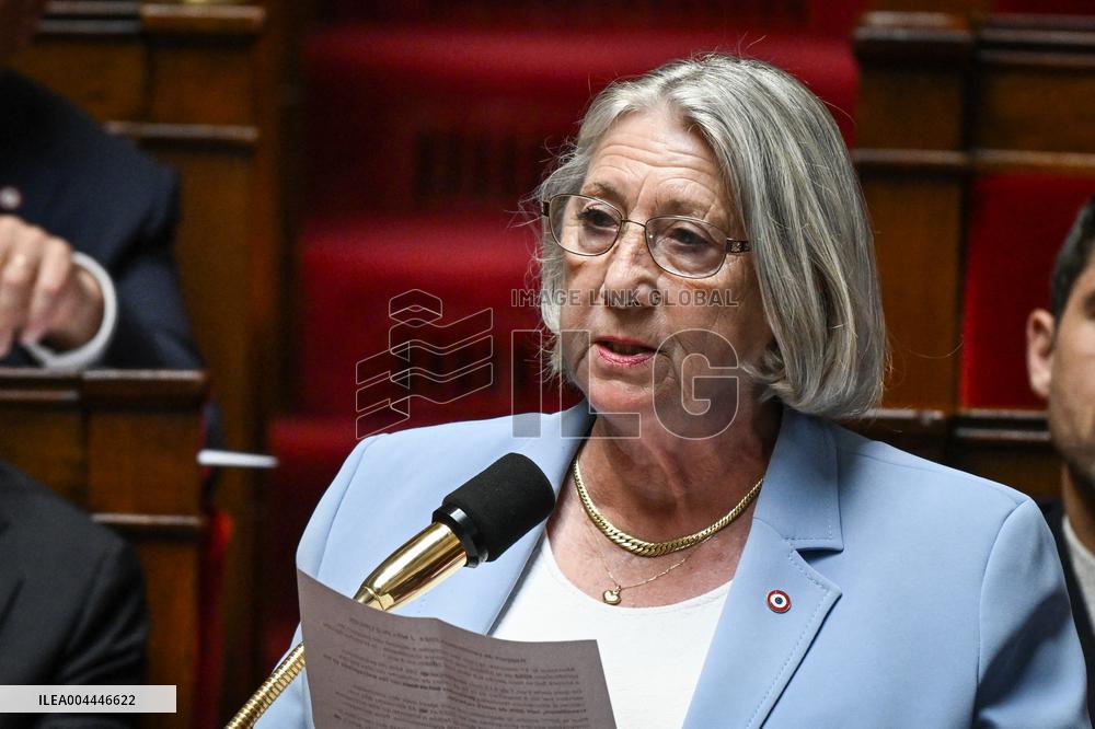 Questions to the government at the National Assembly in Paris FA