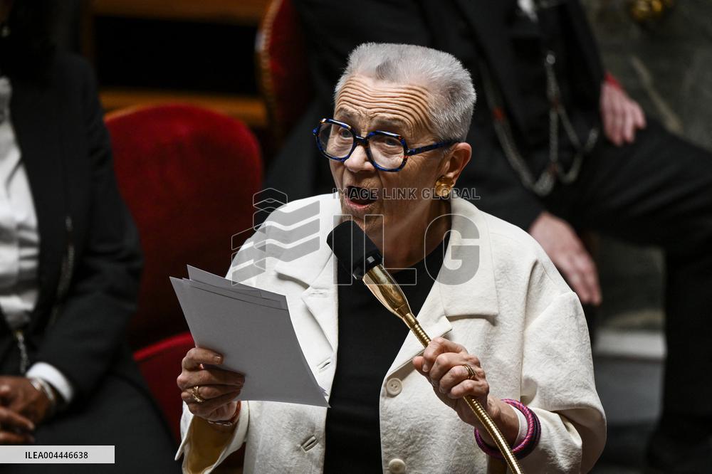Questions to the government at the National Assembly in Paris FA