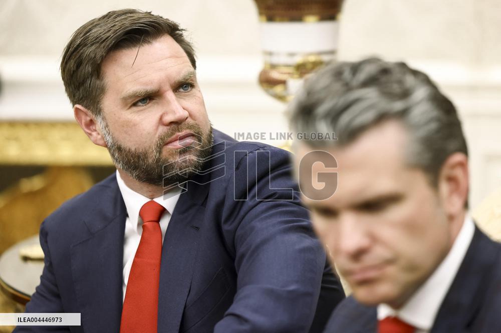 South Africa’s Ramaphosa visits US President Trump at White House