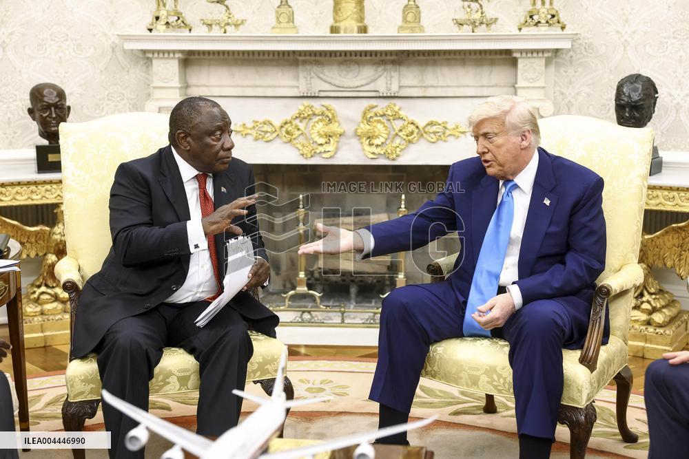 South Africa’s Ramaphosa visits US President Trump at White House