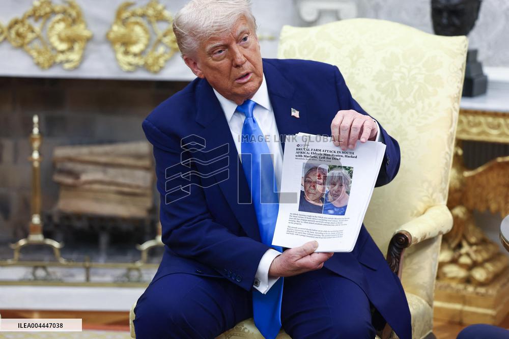 South Africa?s Ramaphosa visits US President Trump at WH