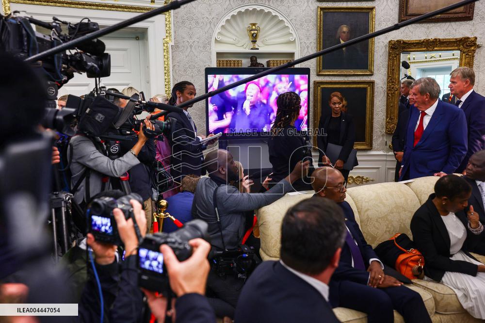 South Africa?s Ramaphosa visits US President Trump at WH