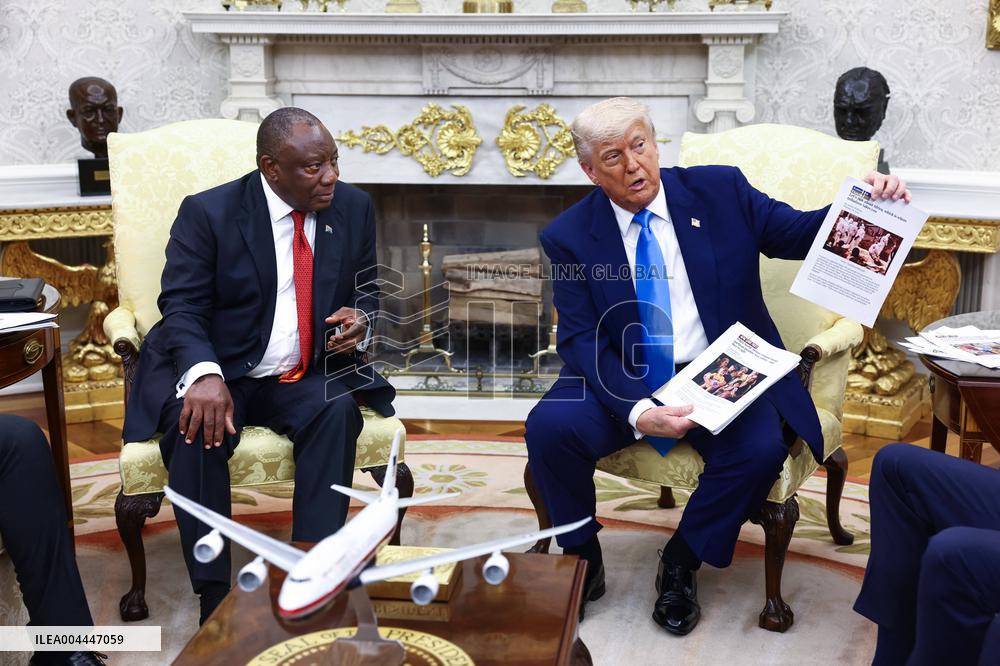 South Africa?s Ramaphosa visits US President Trump at WH