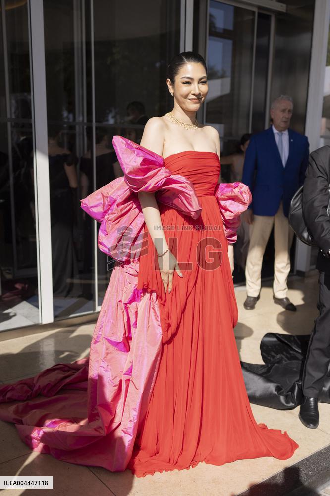 Cannes Peraya Malisorn Faye leaves Hotel Martinez MP