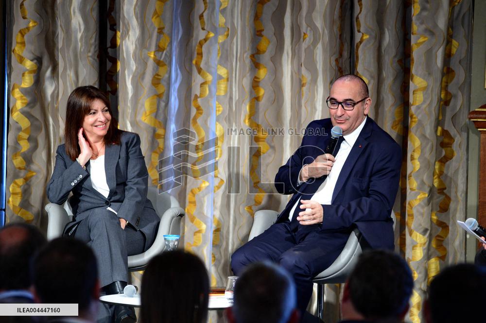 Tour de France Press Conference At The Paris City Hall - Paris