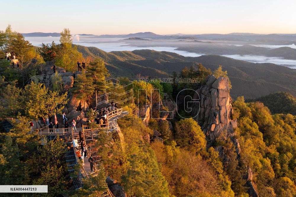 Jinzu Peak-Sunrise Scenery - China