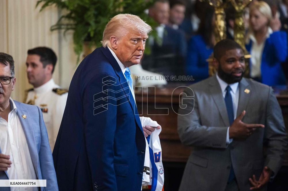 President Trump welcomes the 2025 NCAA Men's College Basketball Champions to the East Room