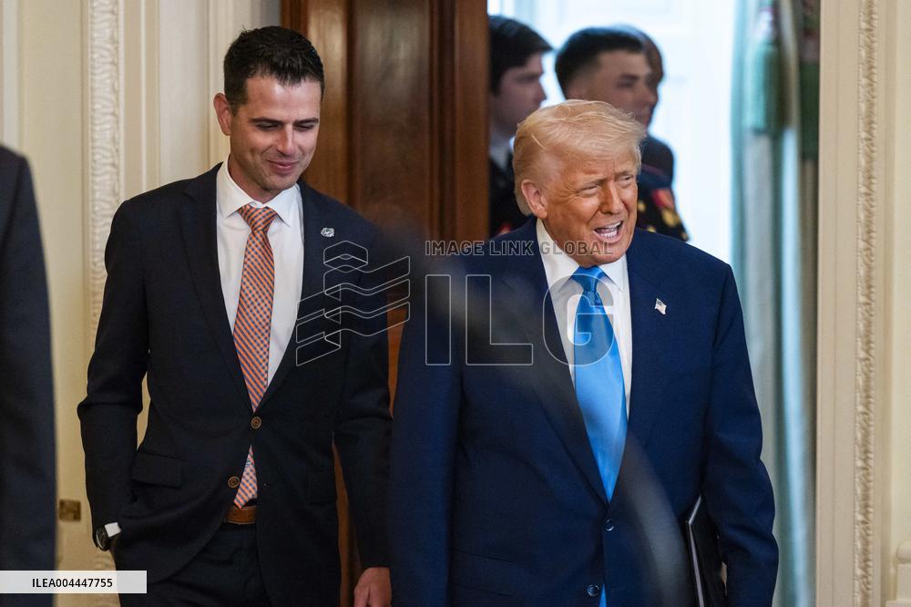 President Trump welcomes the 2025 NCAA Men's College Basketball Champions to the East Room
