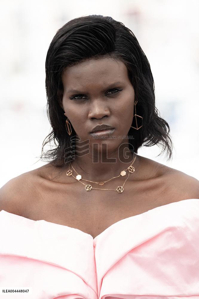 Cannes - Aisha Can’t Fly photocall DN