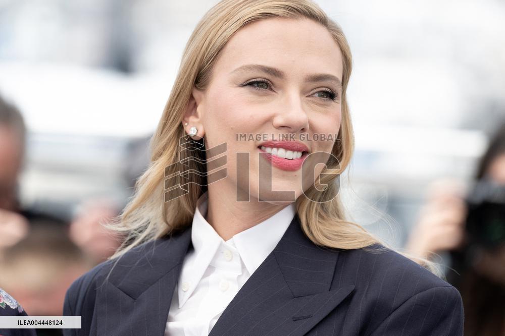 Cannes - Eleanor The Great photocall DN