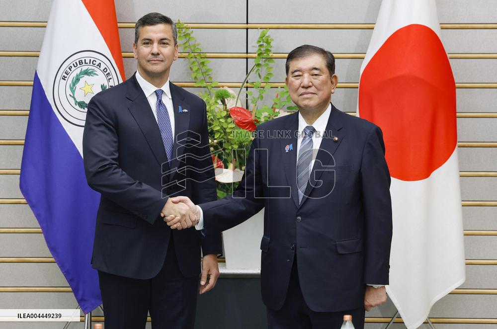 Japan-Paraguay talks
