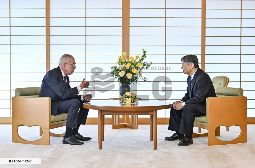 Emperor meets with Austrian president