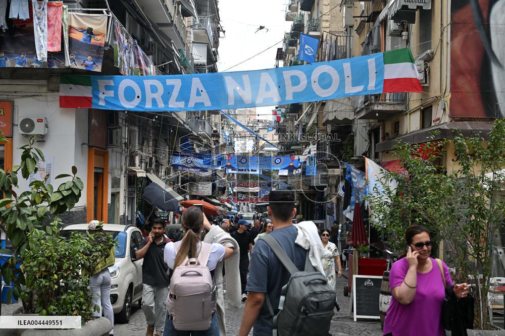 Naples Prepares for Historic 4th Football Championship Victory - Italy