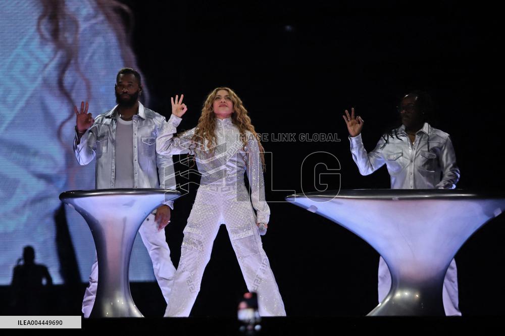 Shakira In Concert - Montreal