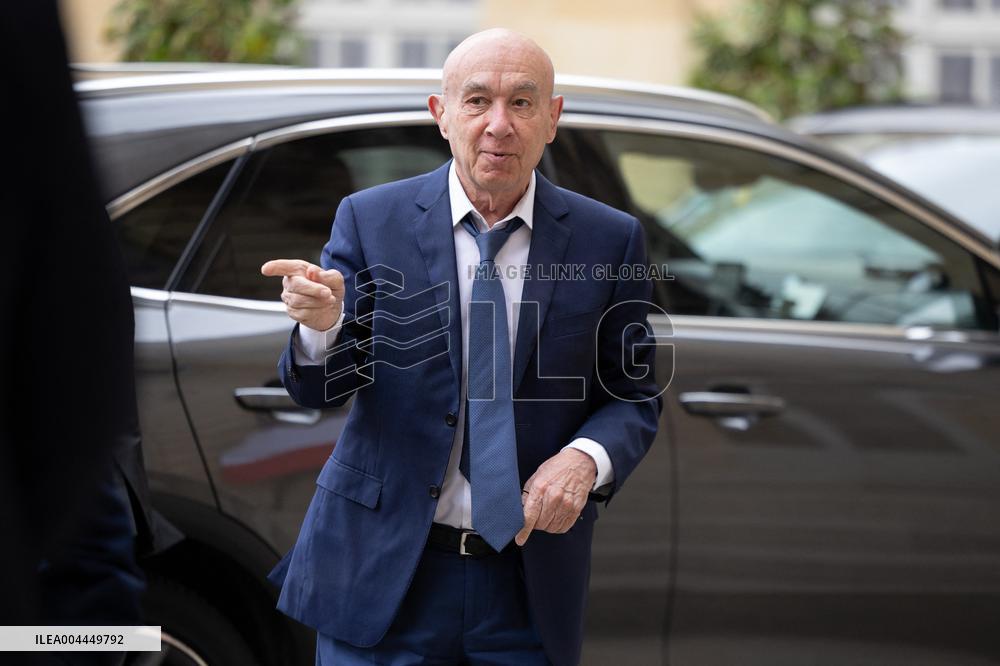 Members of Horizons and Independants meet with Prime Minister - Paris RL