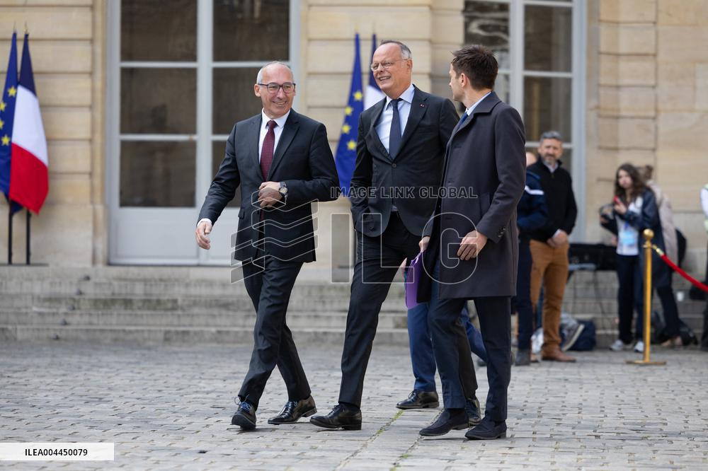 Members of Horizons and Independants meet with Prime Minister - Paris RL