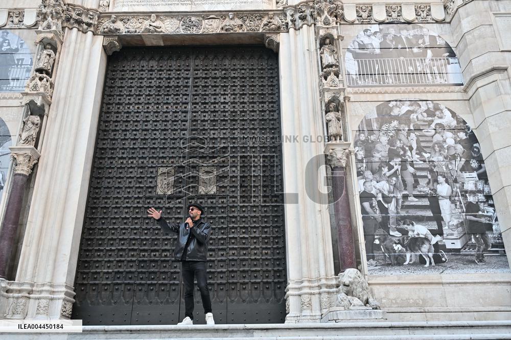 JR Presents Who Are You, Naples? Exhibition in Naples