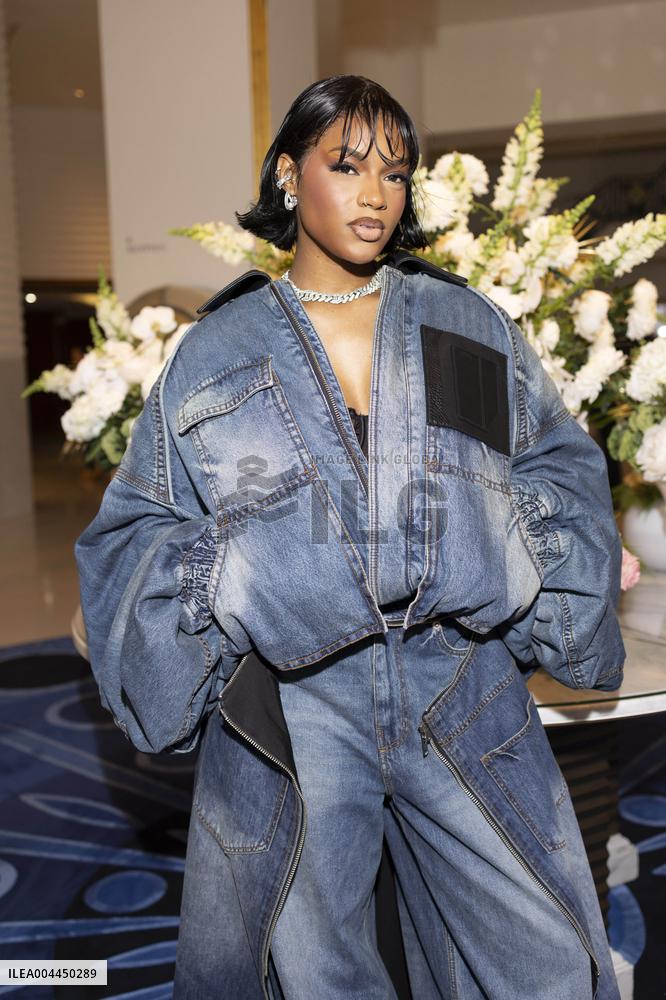 Cannes Didi Stone leaves Hotel Martinez MP