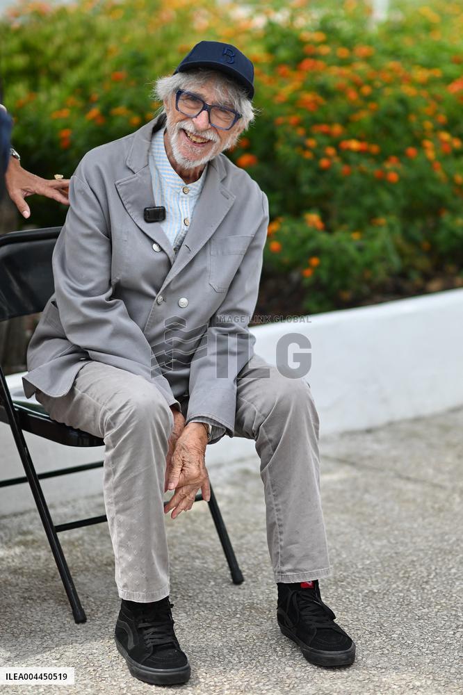 Cannes - L'Homme Qui a Vu L'ours Qui a Vu L'Homme Photocall