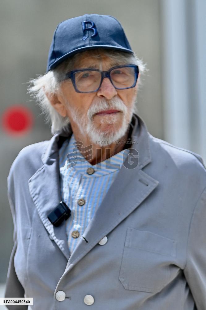 Cannes - L'Homme Qui a Vu L'ours Qui a Vu L'Homme Photocall
