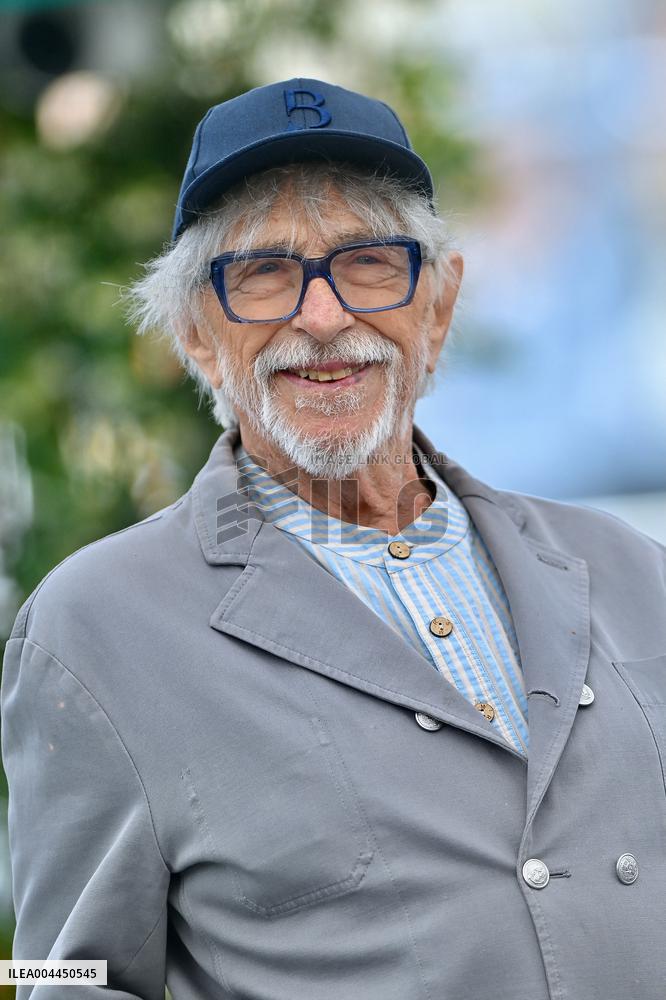 Cannes - L'Homme Qui a Vu L'ours Qui a Vu L'Homme Photocall