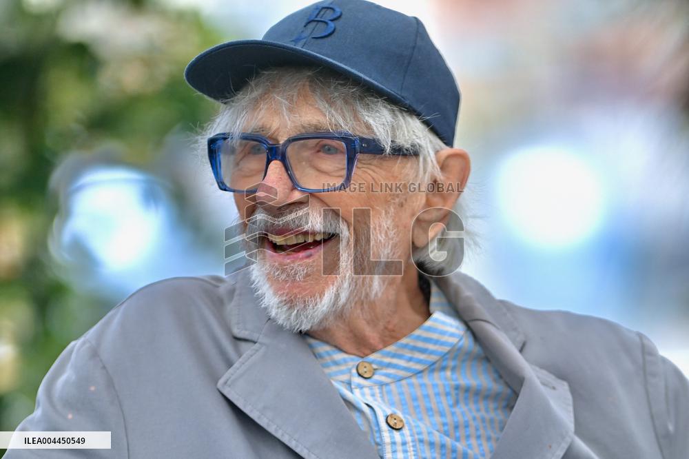 Cannes - L'Homme Qui a Vu L'ours Qui a Vu L'Homme Photocall