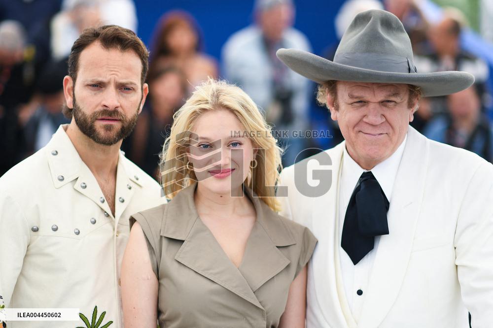 Cannes Heads or Tails Photocall AM