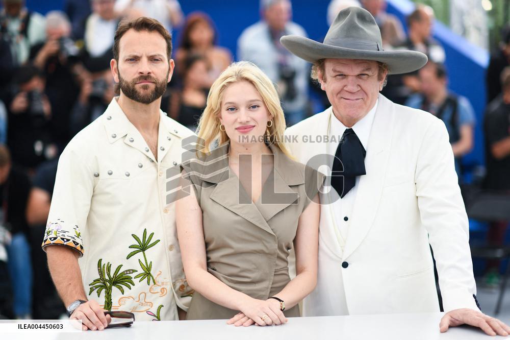Cannes Heads or Tails Photocall AM