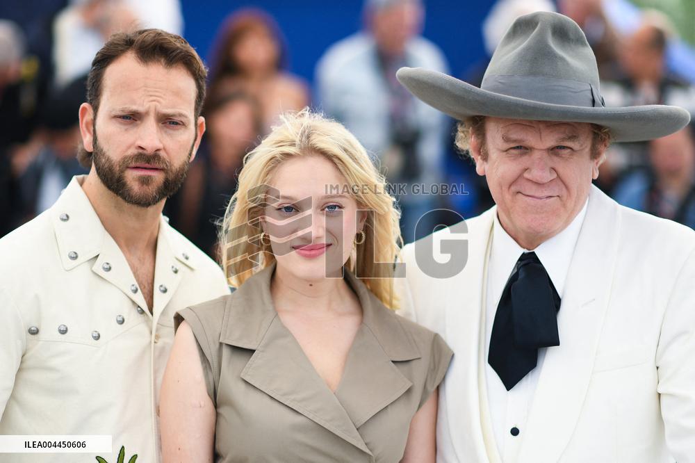 Cannes Heads or Tails Photocall AM