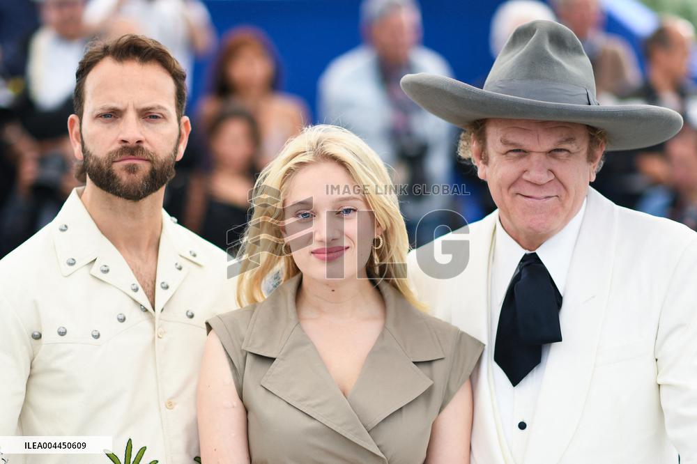 Cannes Heads or Tails Photocall AM