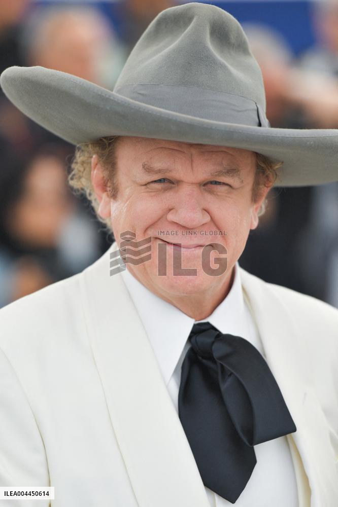 Cannes Heads or Tails Photocall AM