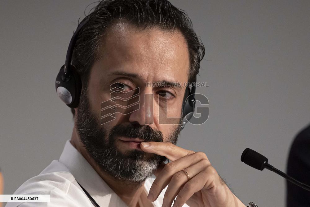 Cannes - Un Simple Accident Press Conference