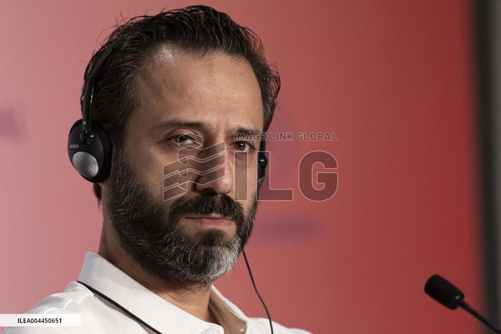 Cannes - Un Simple Accident Press Conference