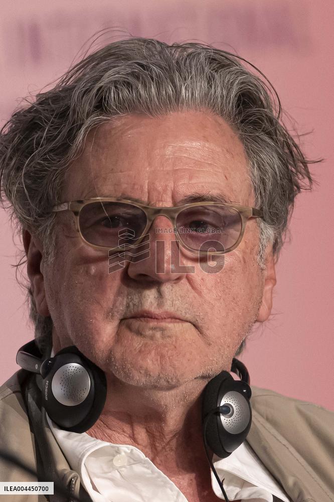 Cannes - Vie Privee Press Conference