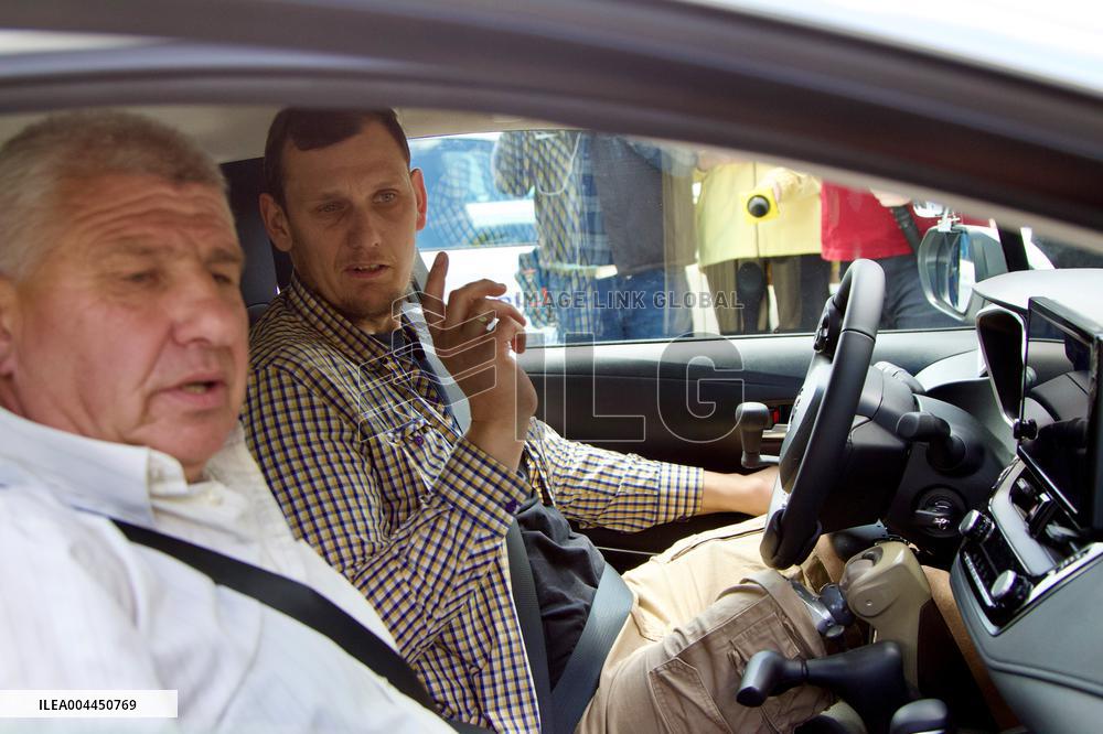 Official handover of adapted vehicles for inclusive driving schools in Kyiv