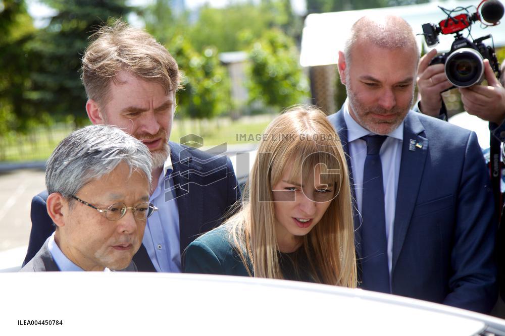 Official handover of adapted vehicles for inclusive driving schools in Kyiv