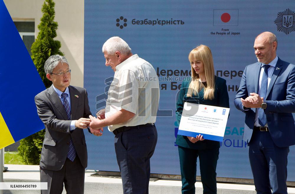 Official handover of adapted vehicles for inclusive driving schools in Kyiv
