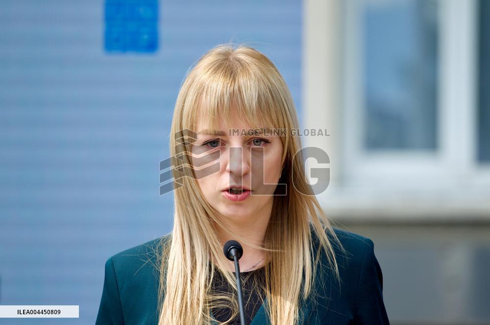 Official handover of adapted vehicles for inclusive driving schools in Kyiv