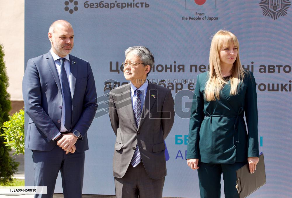 Official handover of adapted vehicles for inclusive driving schools in Kyiv