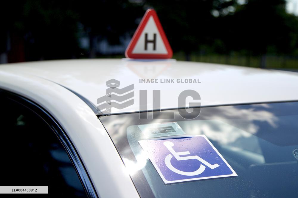 Official handover of adapted vehicles for inclusive driving schools in Kyiv