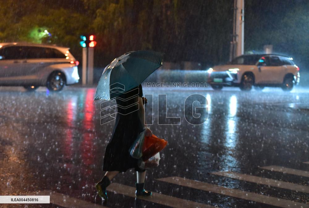 CCTV Issued Rainstorm Yellow Alert