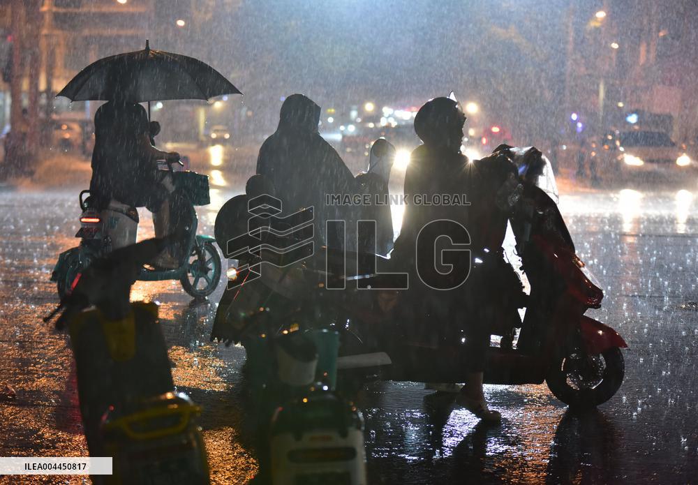 CCTV Issued Rainstorm Yellow Alert