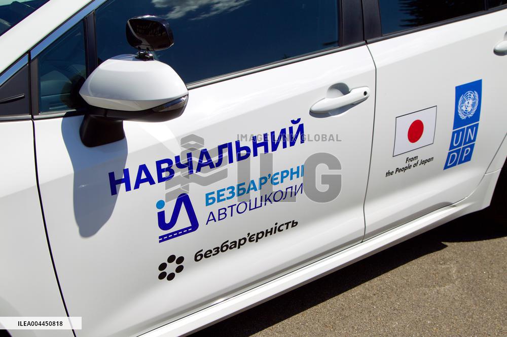 Official handover of adapted vehicles for inclusive driving schools in Kyiv