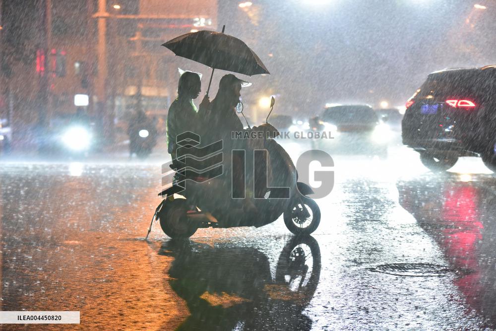 CCTV Issued Rainstorm Yellow Alert